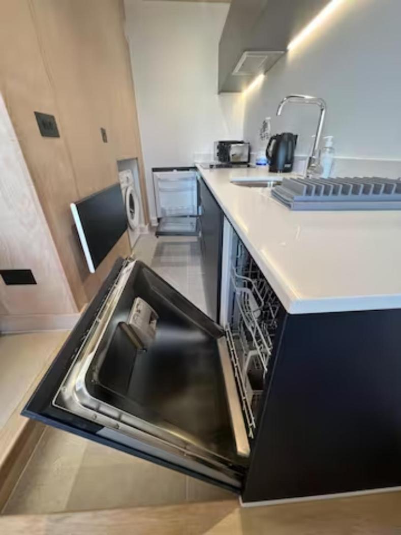 מנצ'סטר Two Bedrooms Exquisite En-Suite Apartment Deansgate מראה חיצוני תמונה